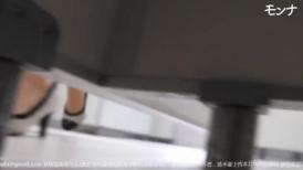 一群时尚漂亮的妹纸们放课后结伴来喷水，一个个阴毛旺盛B嫩嫩-2