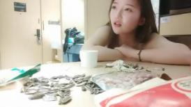 酒店调情氛围到位，白嫩胴体横陈随意爆操骚逼