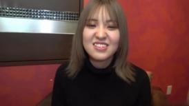 FC2 3319634 【顔晒し】屈託のない笑顔で笑う愛嬌抜群の女の子に膣奥中出しした動画を無断流出。みんなに見てもらおう？