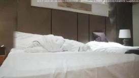 锅盖头探花酒店约炮颜值不错 黑衣少妇啪啪舔逼扣弄后入骑坐猛操