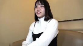 FC2 3344638 【無修正・顔出し】※期間限定公開　諸事情により3日間で削除します！ 　激かわ素人娘降臨！ 安産型の男好きするお尻に抜群のスタイル、剛毛マンコが余りにも気持ちよかったので二連続中出しを決めておきました!