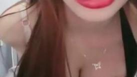 极品尤物性感女神！粉穴美臀大长腿！连体网袜诱惑，微毛粉嫩肥穴，假屌骑坐抽插