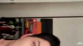 我最喜欢的情侣自拍第16弹 有点小帅的主播，今天找了一个不错的极品美女，玩裸播，女主绝美