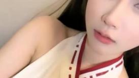 2023.5.29，【京鱼儿】，露脸，人气女神，缺钱再度下海，胸大毛多逼粉，颜值吊打全场，刺激