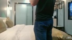 6000元双飞两个美女其中一个明星颜值干了一个多小时