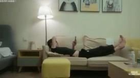 萌妹子啪啪，掰穴口交上位骑坐大力猛操