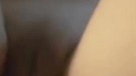 贫乳美眉 有点害羞 被大包皮鸡吧无套输出 无毛鲍鱼洞口大贫乳美眉 有点害羞 被大包皮鸡吧无套输出 无毛鲍鱼洞口大