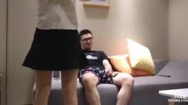 黑丝妹子啪啪，撩起裙子后入抽插上位骑乘猛操