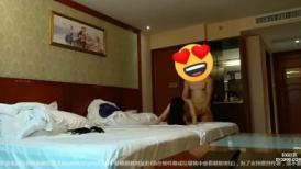 酒店后入兼职的大学生，缺钱花，下海赚钱，骚死了 这呻吟娇喘！