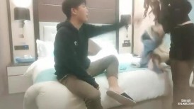 极品车模女神降临，美腿黑丝翘乳，温柔可人物超所值