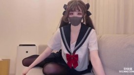 大神〖鸡教练〗可爱双马尾JK水手服小学妹的夜袭 神奇双马尾攻速拉满 青春的肉体紧实饱满 嗲声嗲气