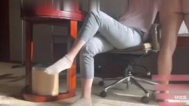 清晨办公室阳光下的性爱，真给她操的不行了，嘴里一直喊着快射吧！劲爆完美身材 梦中情人 疯狂榨精