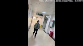 闯拍！难得一遇的极品白虎小嫩穴，看着这么嫩的妹子直流口水