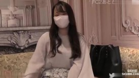 FC2 3632477 無修正【初・珍女】潮吹きみたく汗が噴き出る関西弁女子。Gカップのロケットπ制御不能。最後は子宮に２度も精子発射。