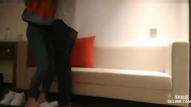 丰满好身材美女白领约到酒店 脱光光这丰腴迷人肉体是个男人就受不了，美乳大长腿翘臀套弄鸡巴噗嗤呻吟【水印】
