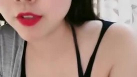 【新人绿播女神首次下海 玛丽吖】童颜巨乳女神 情趣内衣丁字裤 尤其这对大奶子真极品
