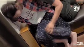 FC2 3646592 【個人】夜逃げ妻を捕えた　潮吹き妻は乱暴に扱われながら服従していく。全裸で放り出してみた