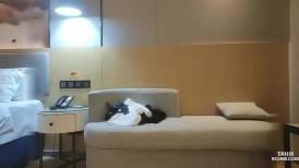 苗条长腿妹子啪啪，后入撞击上位骑坐单腿站立抽插猛
