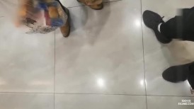 酒店迎战大胸熟女人妻 风骚水多 口交好投入这么爱鸡巴 清晰看逼淫水不少