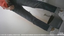 科技楼蹲守两闺蜜结伴上厕所 肥臀骚逼各不同