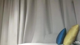 黑衣牛仔裤妹子啪啪舌吻调情，69姿势舔逼连体丝袜后入猛操