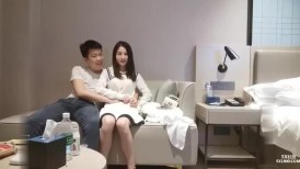 新丝路苗条嫩模 我想要恋爱的感觉，就是谈朋友哪样可以吗？
