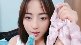 直播，赚外快，露脸，情趣装，狼友，道具