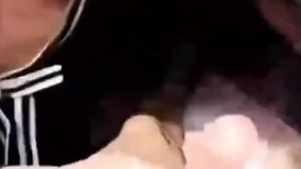 熟女阿姨 来你坐上了 你好骚阿 大爷无套操阿姨 就是鸡鸡不够硬 射的也快