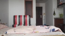 黑玫瑰-- 嫖娼男殊不知遇上人妖  小帅哥大战小妖精，黑丝诱惑冲昏了头，骑乘位好上头！