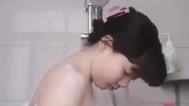 大奶学生妹手机维修遭泄密,自拍裸照洗澡视频被曝光