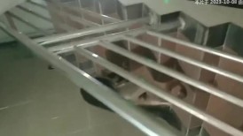 刚刚遛狗回来的邻家女孩竟然是真空太让人抓狂了