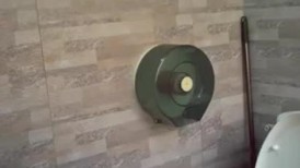 精品厕拍 野狼TP系列被男朋友抛弃了躲在厕所偷偷哭泣的妹子2K高清原版