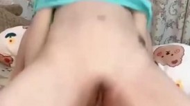 漂亮美眉69吃鸡啪啪 爽够了没有 你就会两个动作 不能情调一点 没有进去 累死我了