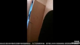 棒子探花小哥足浴按摩会所寻欢  挑了两个漂亮的妹子口爆