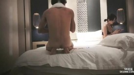 约到高颜值女神，苗条身材撩人气质，这样的极品美味一定要啪啪尽情用力操啊，美腿小翘臀骑乘套弄释放【水印】