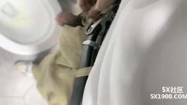 2023-11-17【瘦猴子探花】良家新人酒店前台，肉感身材，吃饱喝足开操，扒掉丝袜一顿摸，双腿肩上扛暴插