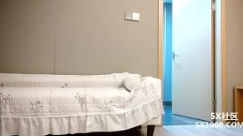 2023-11-20【赵探花】约操外围小少妇，颜值还不错，趴在身上一顿舔，床上侧入爆操骚穴