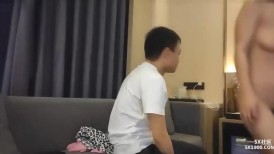 好身材肉肉御姐可爱起来真是挡不住，甜美灵动笑容撒娇心情愉悦，舔吸鸡巴有点小用力 好爽啪啪操穴给力