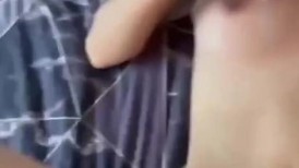 漂亮美眉吃鸡啪啪 小情侣在家日常爱爱 被男友无套输出 射了一肚皮