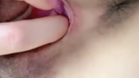 甜美颜值女神！近期下海超棒身材！白嫩美乳大长腿，掰开骚穴表情魅惑，翘起屁股极度诱惑