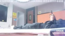 2023-1-4【模特写真拍摄丶探花】会所搞熟女技师，按摩推背69吃吊，大屁股骑乘猛坐，最后快速撸射