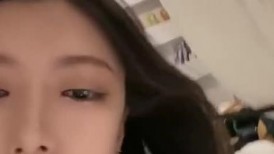 车模下海漂亮小姐姐！抓屌插嘴怼骚穴！主动骑乘位扭动细腰，打桩机爆插，第一视角后入