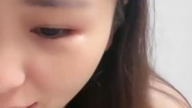近期下海文静小姐姐！观众要求秀一波！情趣内衣吊带丝袜，无毛肥穴，振动棒抽插猛捅