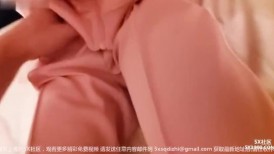 FC2 4189858 【モ無】冬休み入り早々に進路のことで喧嘩して家を飛び出した軽音楽部所属の149cm♥極小の穴でしたが3割増し勃起の極太肉棒を挿入して中出し達成（1時間10分）