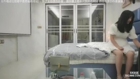 约会高质量粉嫩嫩白裙小美女，精致撩人柔柔软软想大力蹂躏搞她，扒掉衣服口交后入啪啪撞击用力抽送