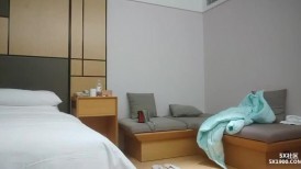 漂亮人妻吃鸡啪啪 哥哥真的好痛 你的跟外国人有什么区别 大姐被大鸡吧操的实在受不了