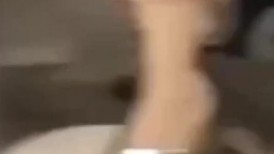 【极品反差婊】极品媚黑婊，在商场试衣间伺候她的黑爹，吃大黑吊，被黑鬼狂艹，婊子中的婊子
