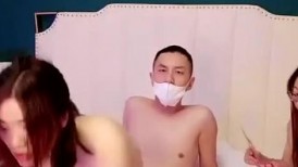 小宝贝爱你 性感美女 群P花式操逼叫声淫荡炸裂 场面糜烂