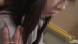 FC2 4230863 2/4まで限定500pt!【リア童・】自主規制で顔モザにしたけどそれでもよければ。。背徳の中出し。