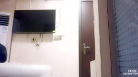 会所探花，高颜值大长腿女技师